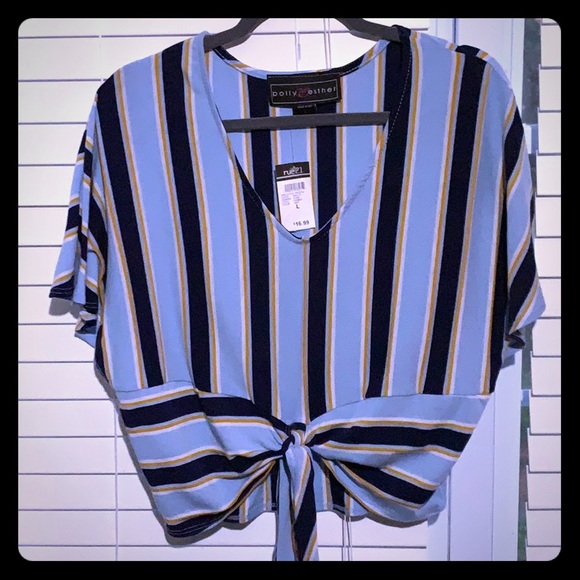 Tops - Heart-shaped crop top.